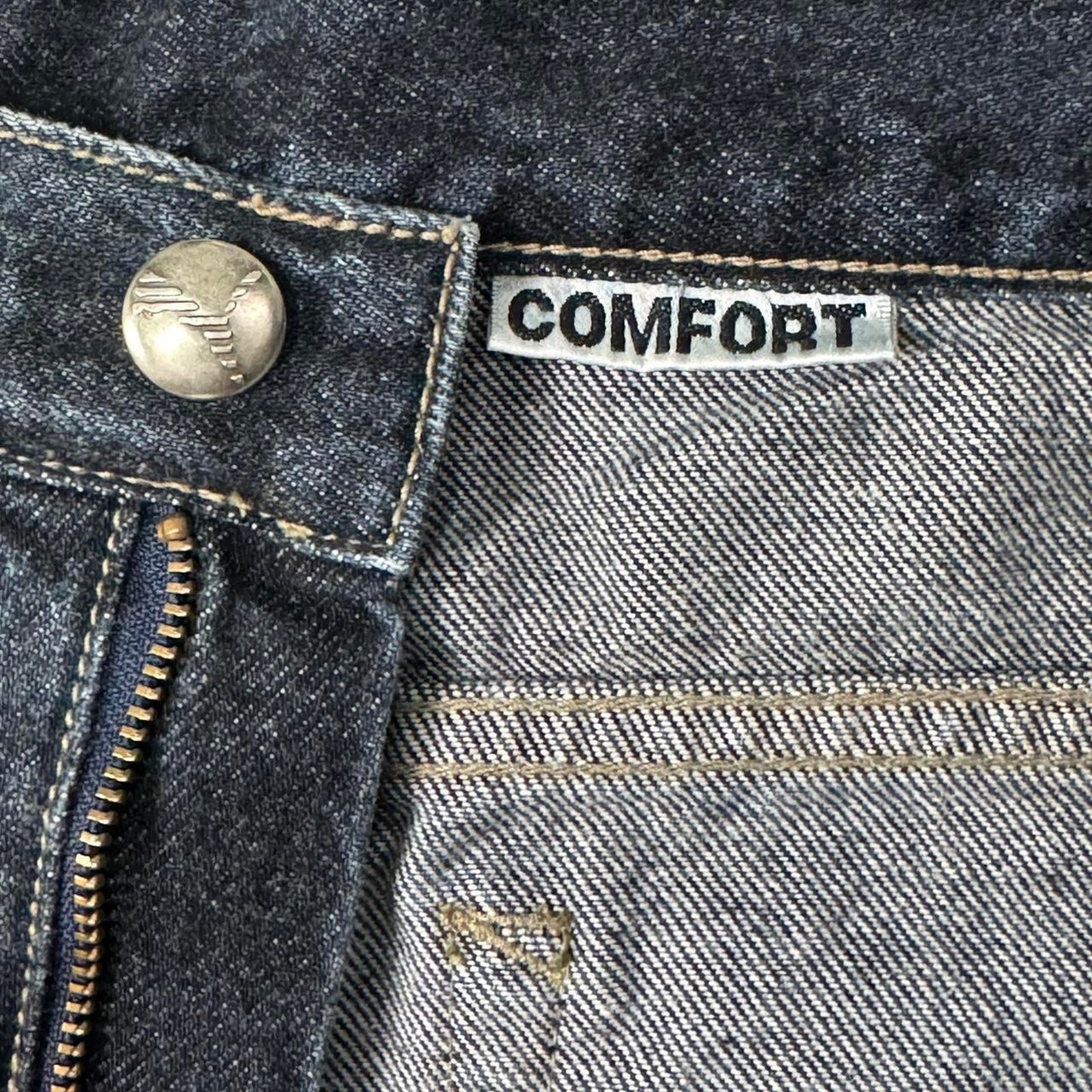 VINTAGE Y2K PUMA COMFORT BRANDED DARK WASH DENIM JEANS: