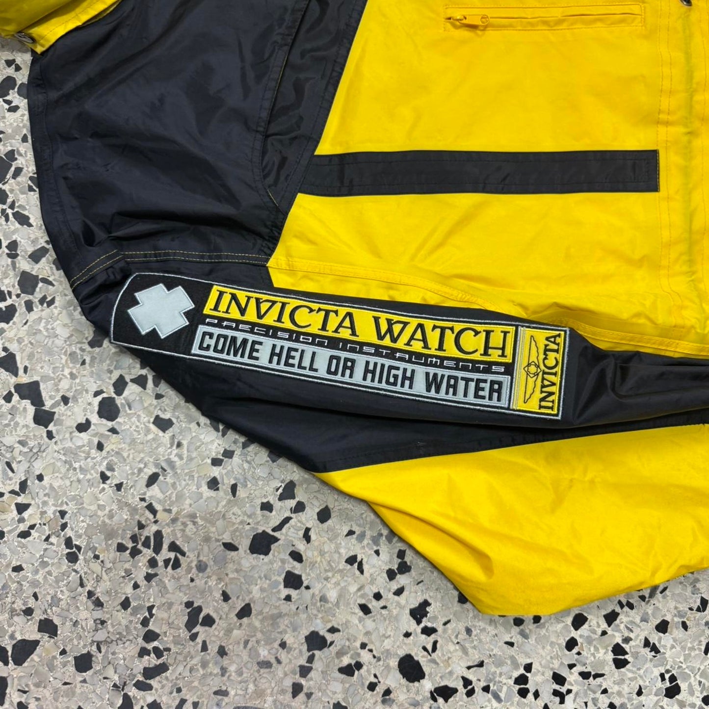 VINTAGE Y2K INVICTA EXTREME GEAR SAILING HEAVYWEIGHT WINDBREAKER RAIN JACKET: