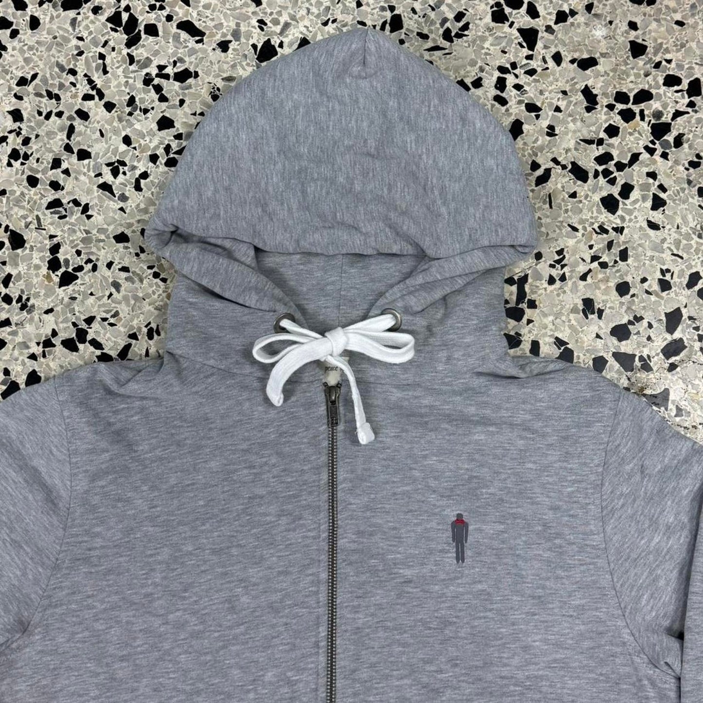 VINTAGE Y2K ESSENTIAL I AM GENTLEMAN GRAY ZIP UP HOODIE: