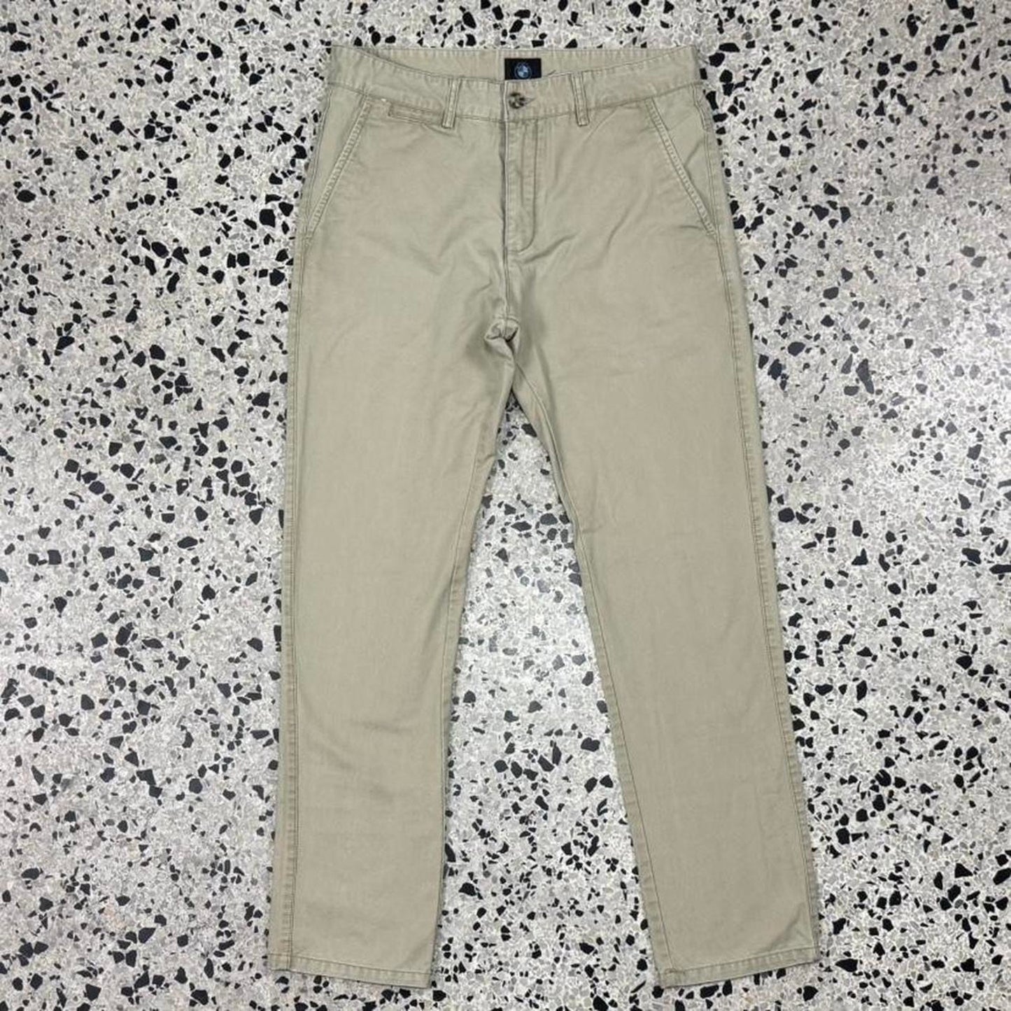 VINTAGE Y2K BMW BRANDED KHAKI BEIGE WORK PANTS W/ METAL BMW EMBLEM: