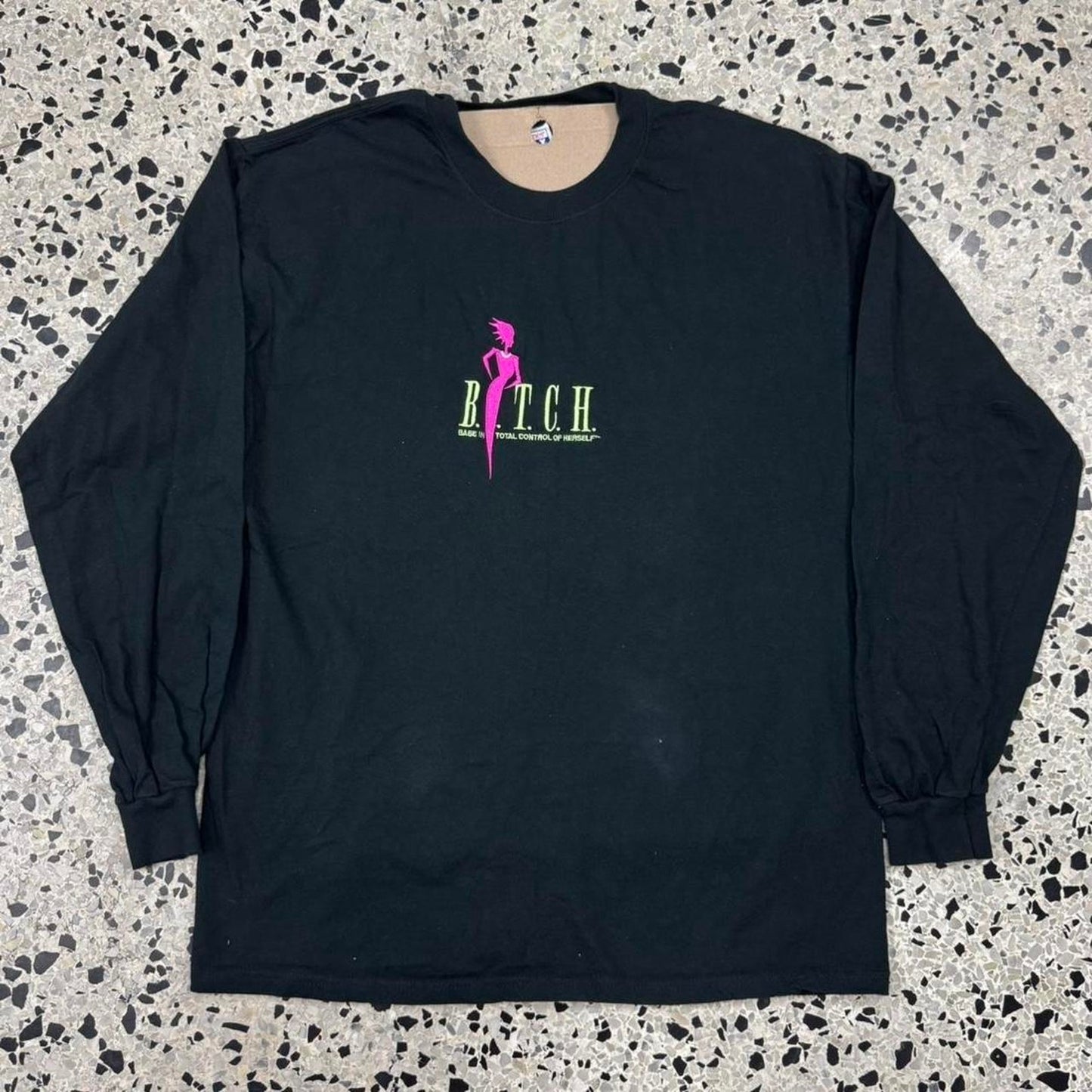 VINTAGE Y2K BITCH: BABE IN TOTAL CONTROL OF HERSELF LONGSLEEVE TEE: