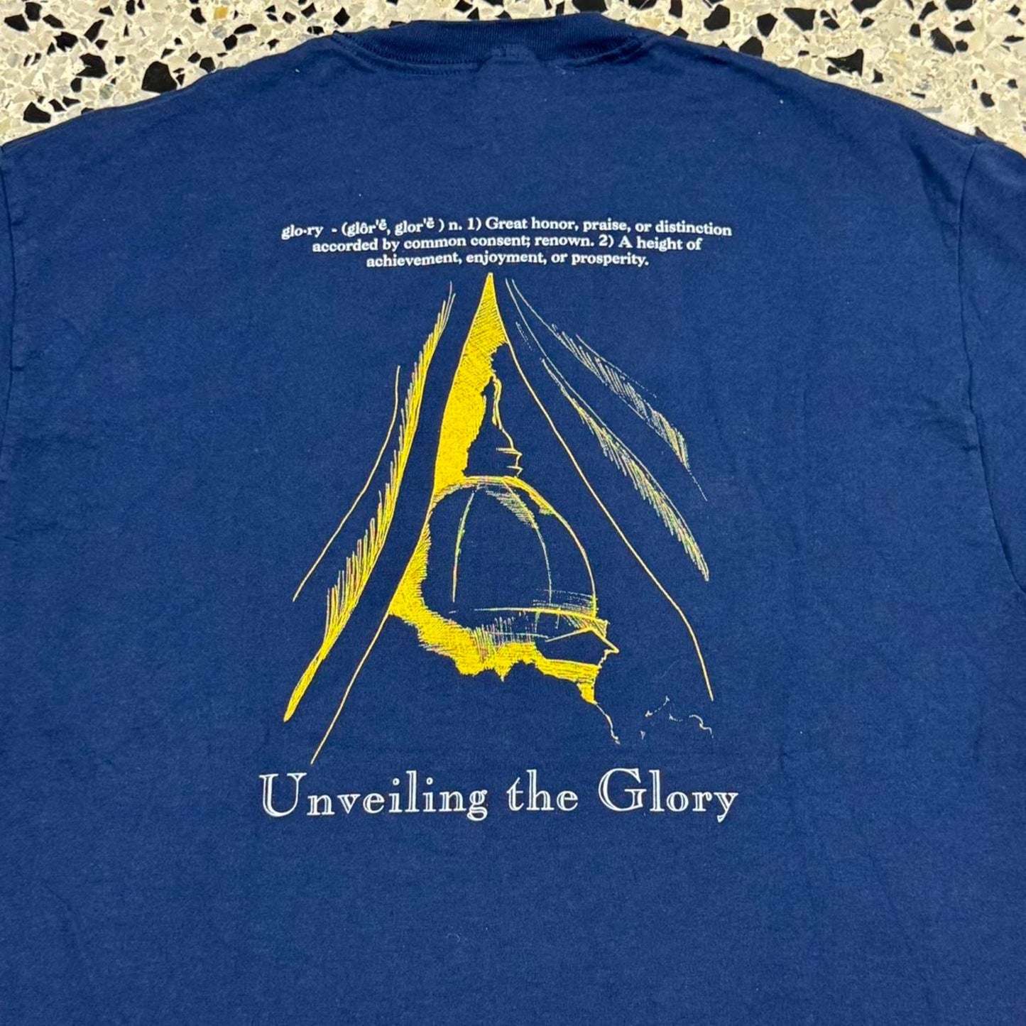 VINTAGE Y2K UNIVERSITY OF NOTRE DAME SPRING VISITATION WEEKEND TEE: