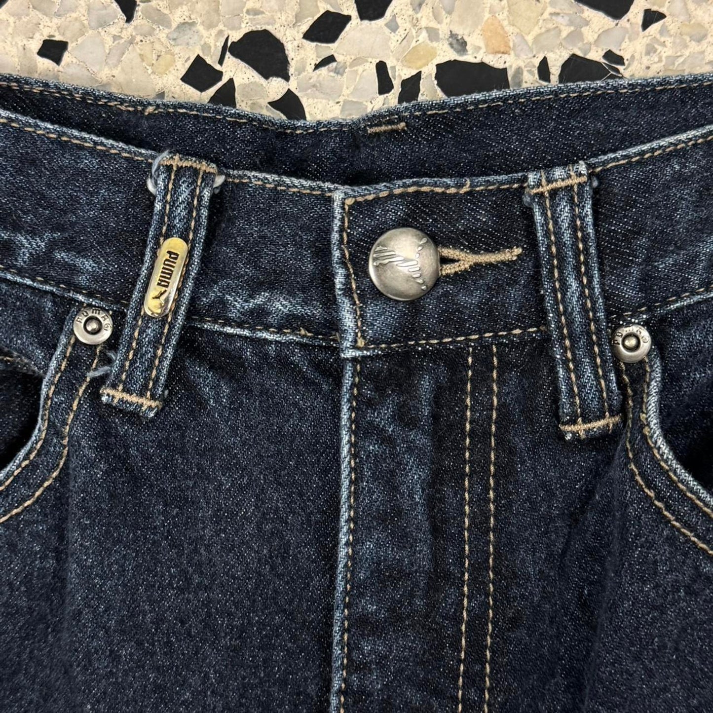 VINTAGE Y2K PUMA COMFORT BRANDED DARK WASH DENIM JEANS: