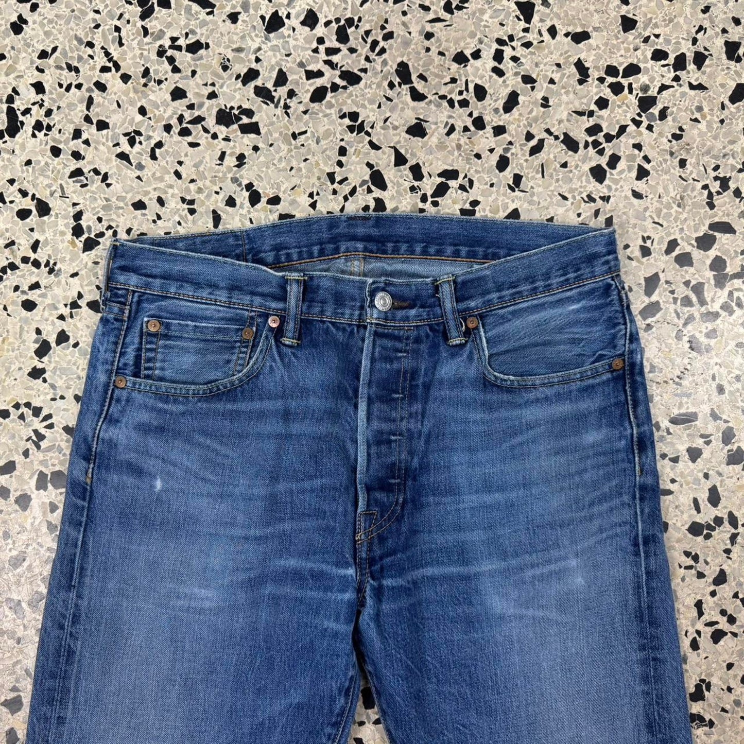 VINTAGE Y2K LEVIS 501 MADE IN USA WHITE OAK REPAIRED SELVEDGE DENIM JEANS: