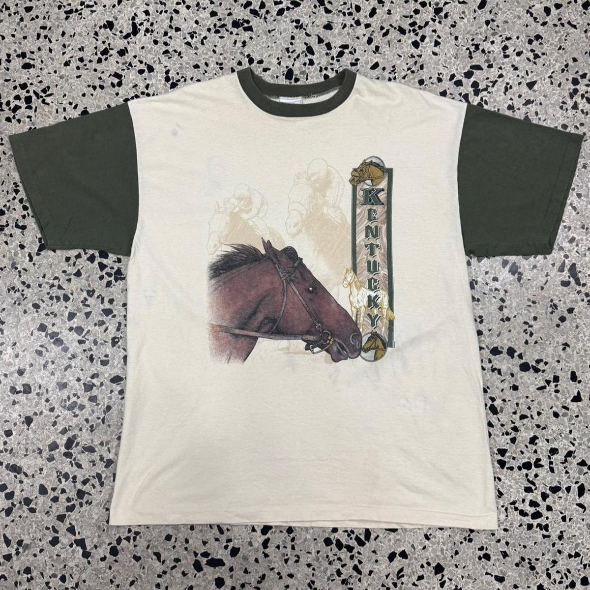 VINTAGE 80S 90S SINGLE STITCH  DOUBLE SIDED KENTUCKY DERBY HORSES TWO TONE TEE: