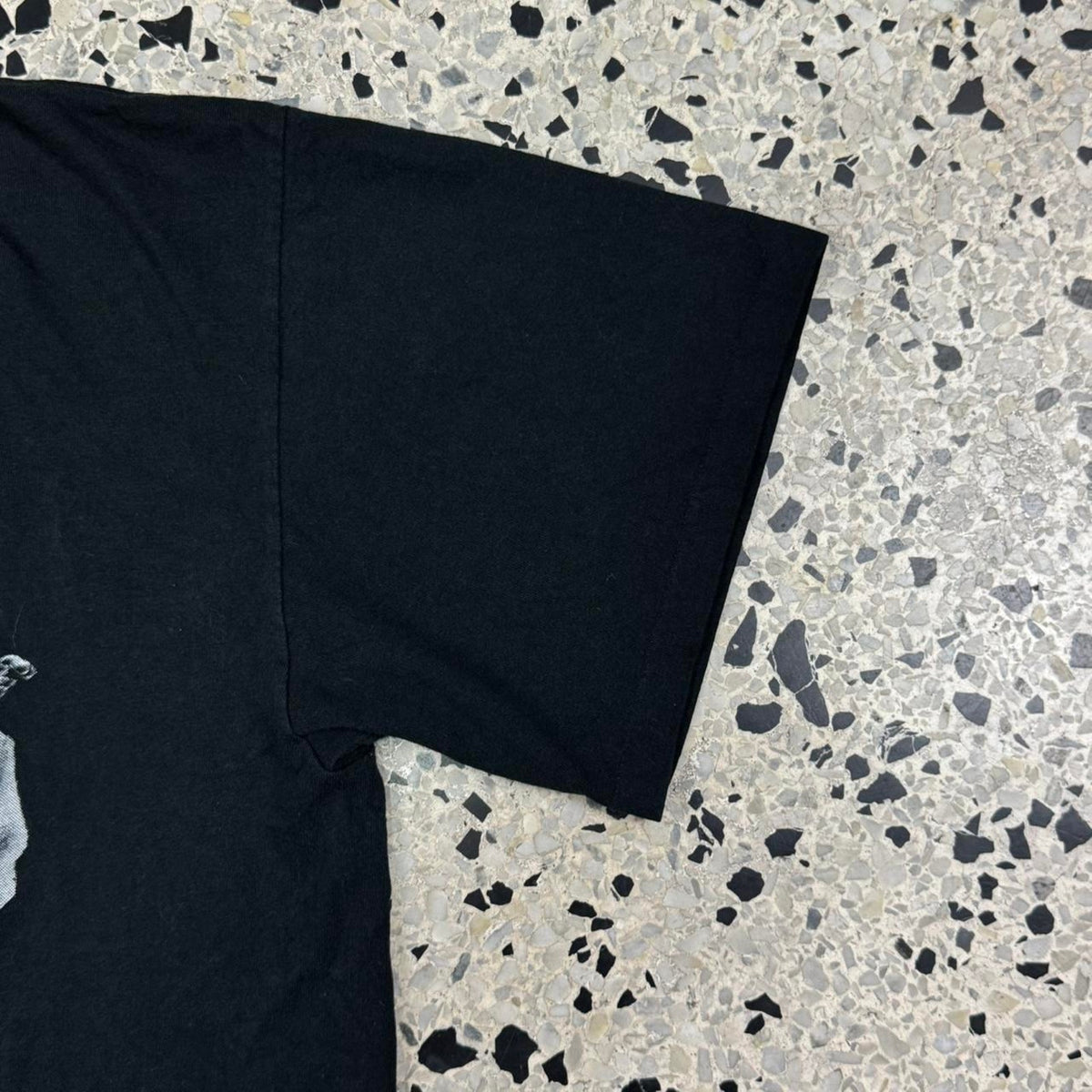 VINTAGE 90S SINGLE STITCH NUTMEG NHL PITTSBURG PENGUINS UNIFORM TEE: