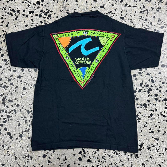 VINTAGE 90S SINGLE STITCH CATCH IT WORLD CONCERN ABSTRACT SURF POCKET TEE: