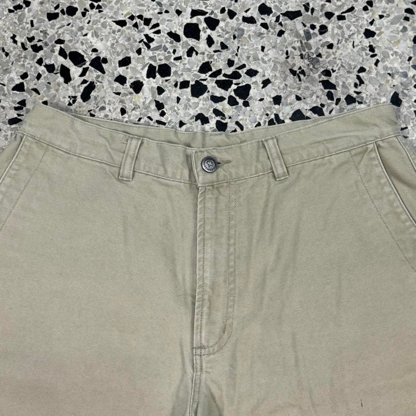 VINTAGE 90S Y2K PATAGONIA KHAKI BEIGE WORK SHORTS: