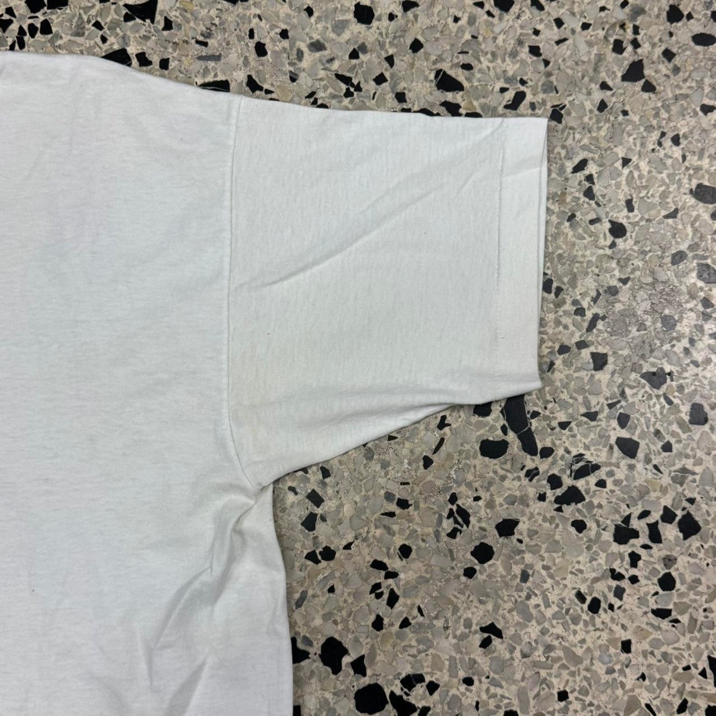 VINTAGE 90S 1997 SINGLE STITCH QUEENSBURY 1997 INVITATIONAL TEE: