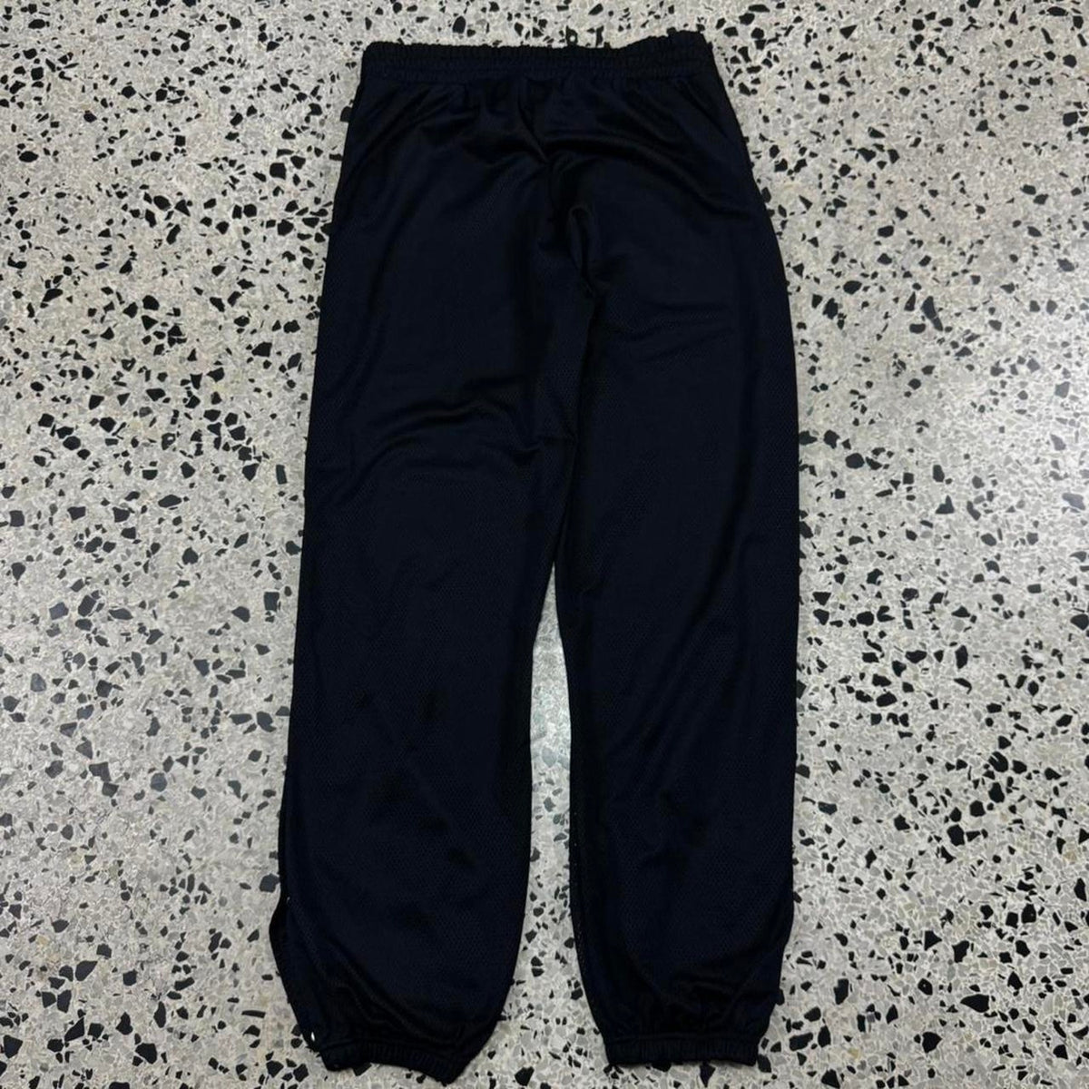 VINTAGE Y2K AND1 BLACK TEARAWAY BASKETBALL MESH PANTS:
