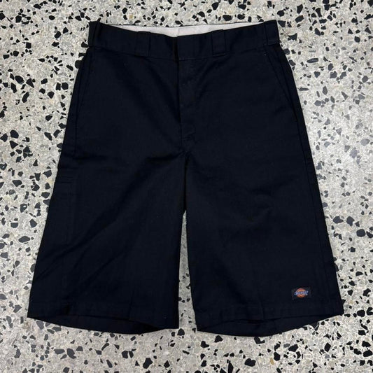 VINTAGE Y2K BLACK DICKIES LONG SHORTS: