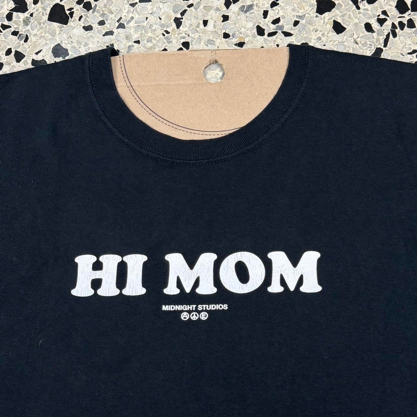 MIDNIGHT STUDIOS X LIL WAYNE X THA CARTER V “HI MOM” TEE: