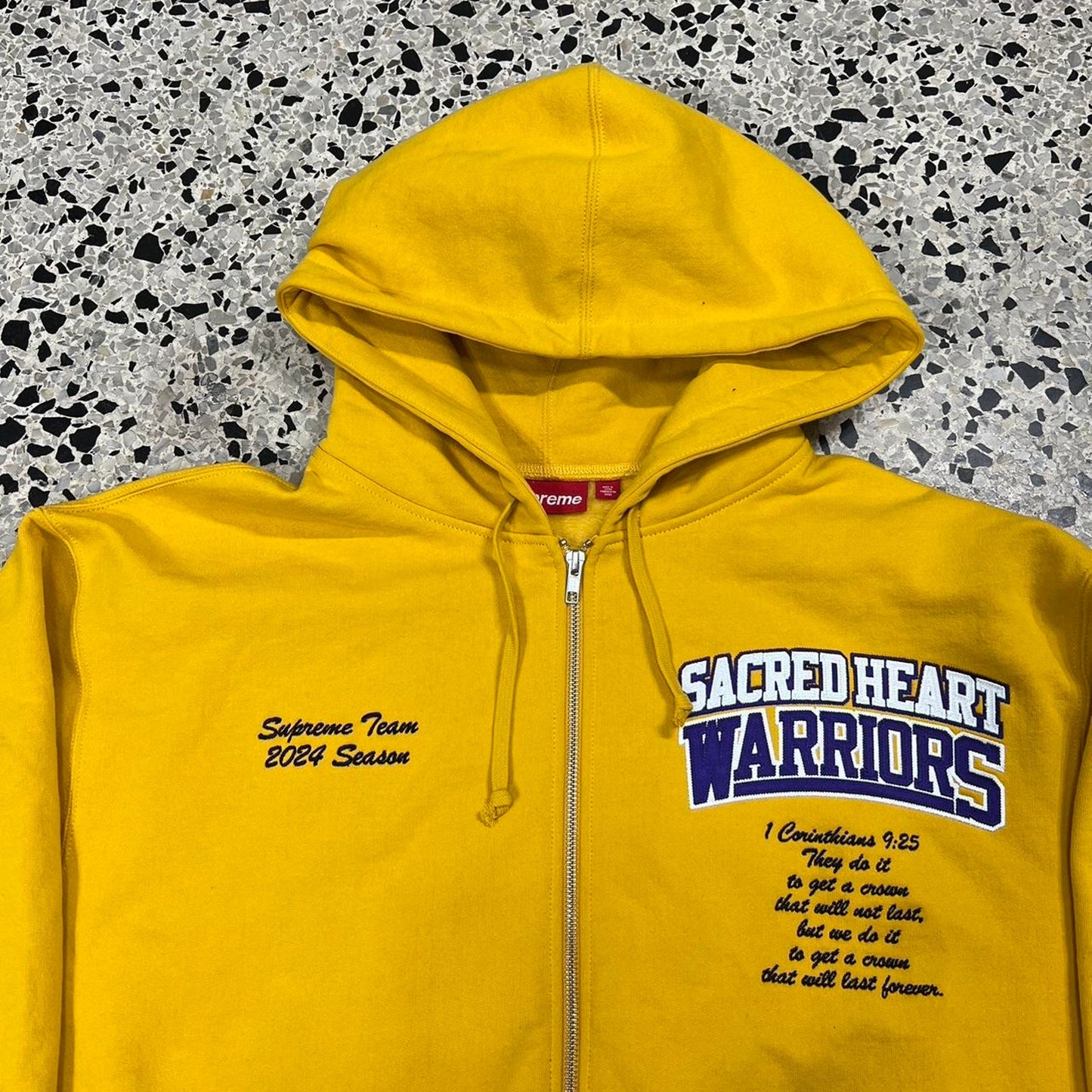 SUPREME SS 24 SACRED HEART WARRIORS ZIP UP HOODIE: