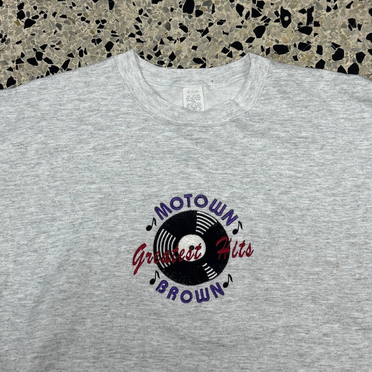 VINTAGE 90S MOTOWN BROWN GREATEST HITS GREY SWEATSHIRT: