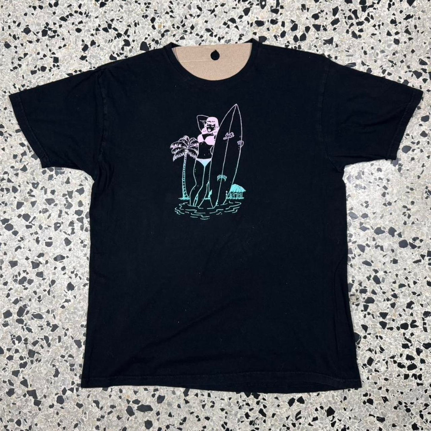 VINTAGE Y2K LOST GIRL WITH SURFBOARD SILHOUETTE TEE: