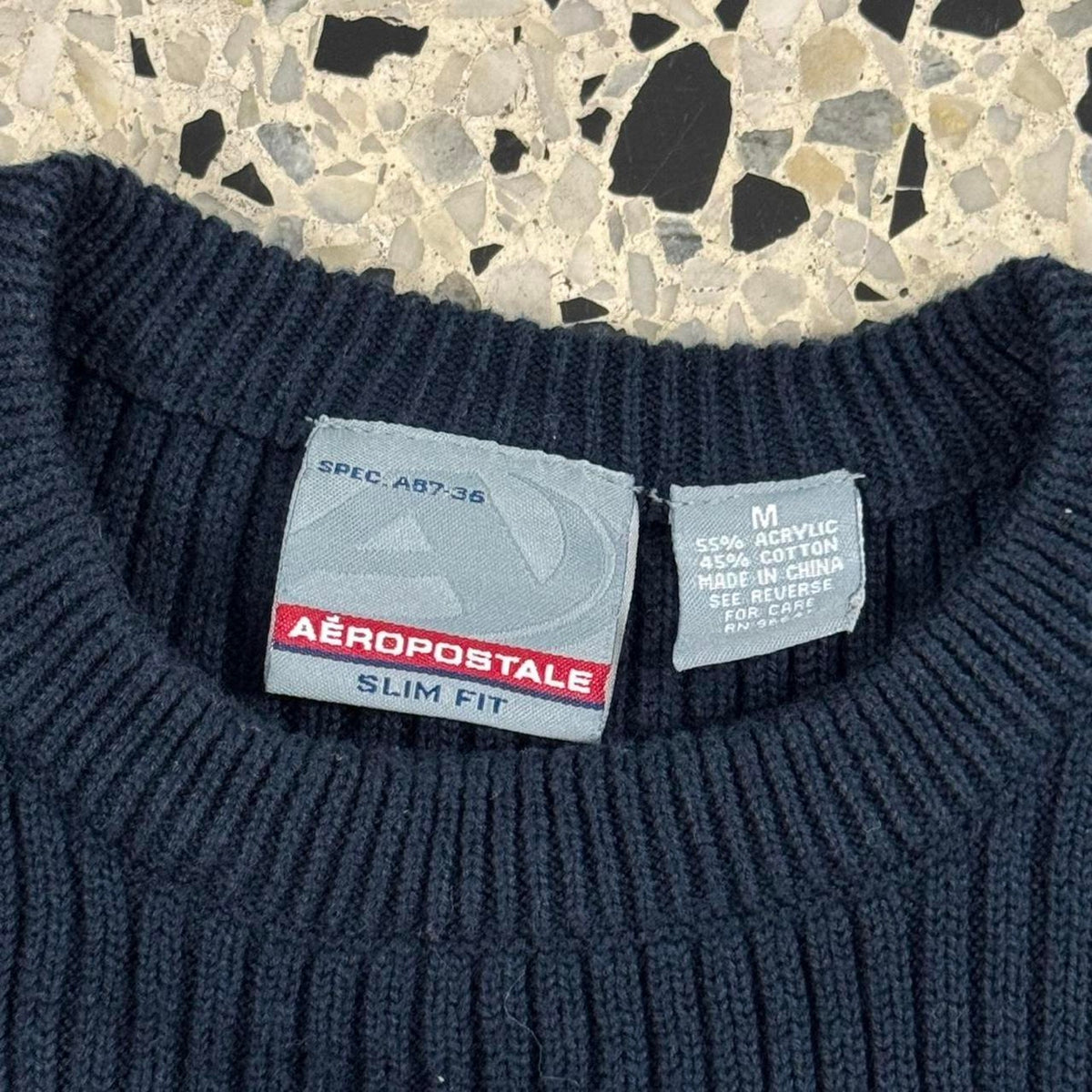 VINTAGE Y2K AEROPOSTALE STRIPED NAVY BLUE RIBBED CREWNECK SWEATER: