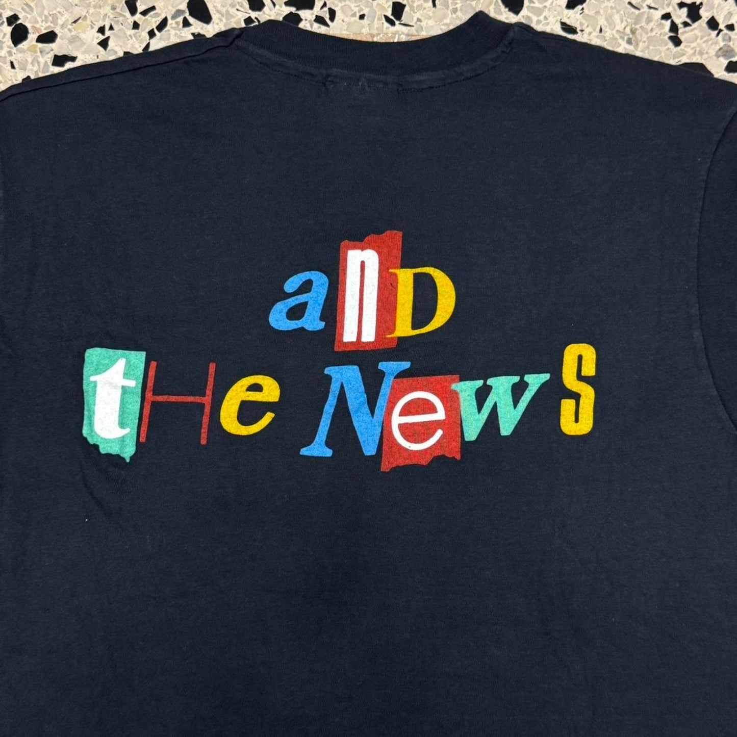 VINTAGE 80S 1986 SINGLE STITCH HUEY LEWIS AND THE NEWS TEE: