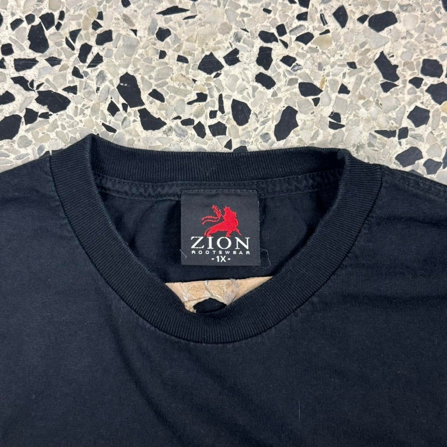 VINTAGE Y2K ZION FRANK SINATRA NEW YORK FACE TEE: