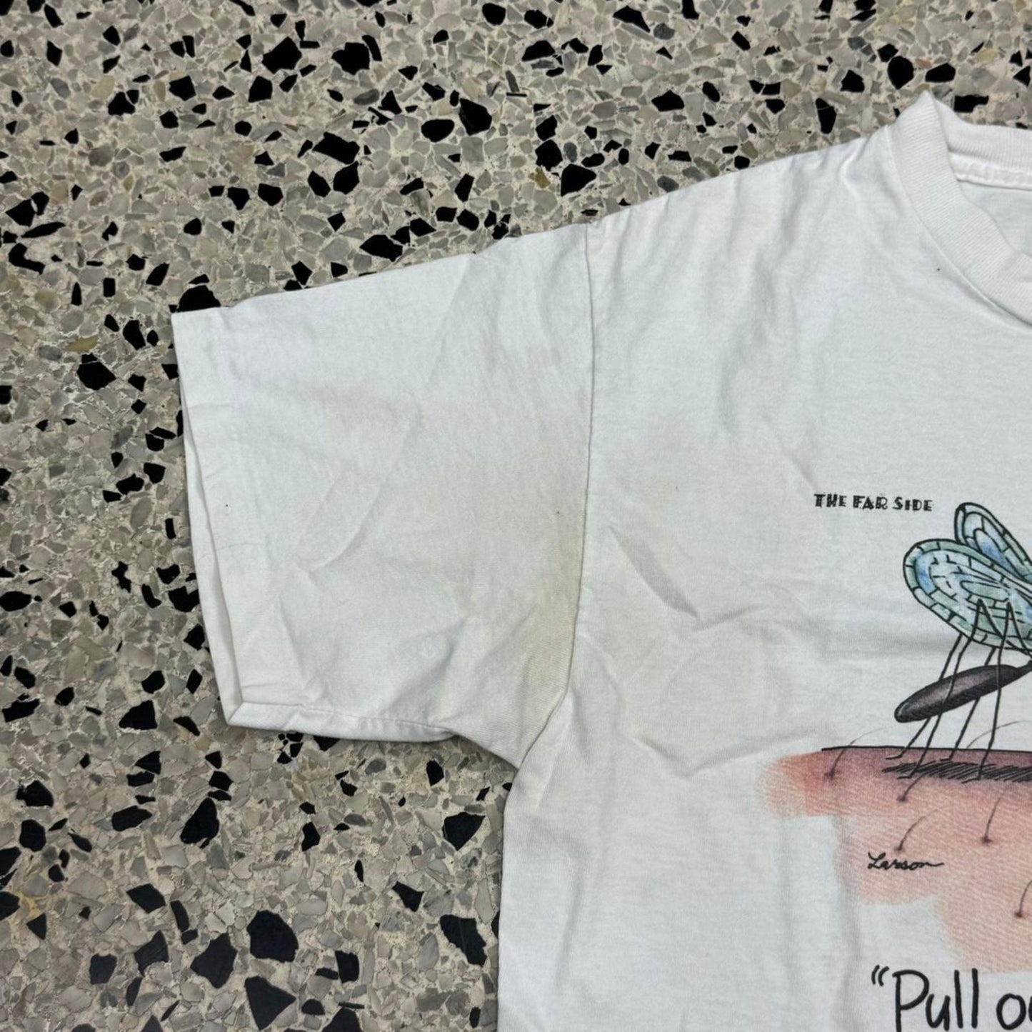 VINTAGE 90S SINGLE STITCH MOSQUITO HIT AN ARTERY COMIC STRIP TEE: