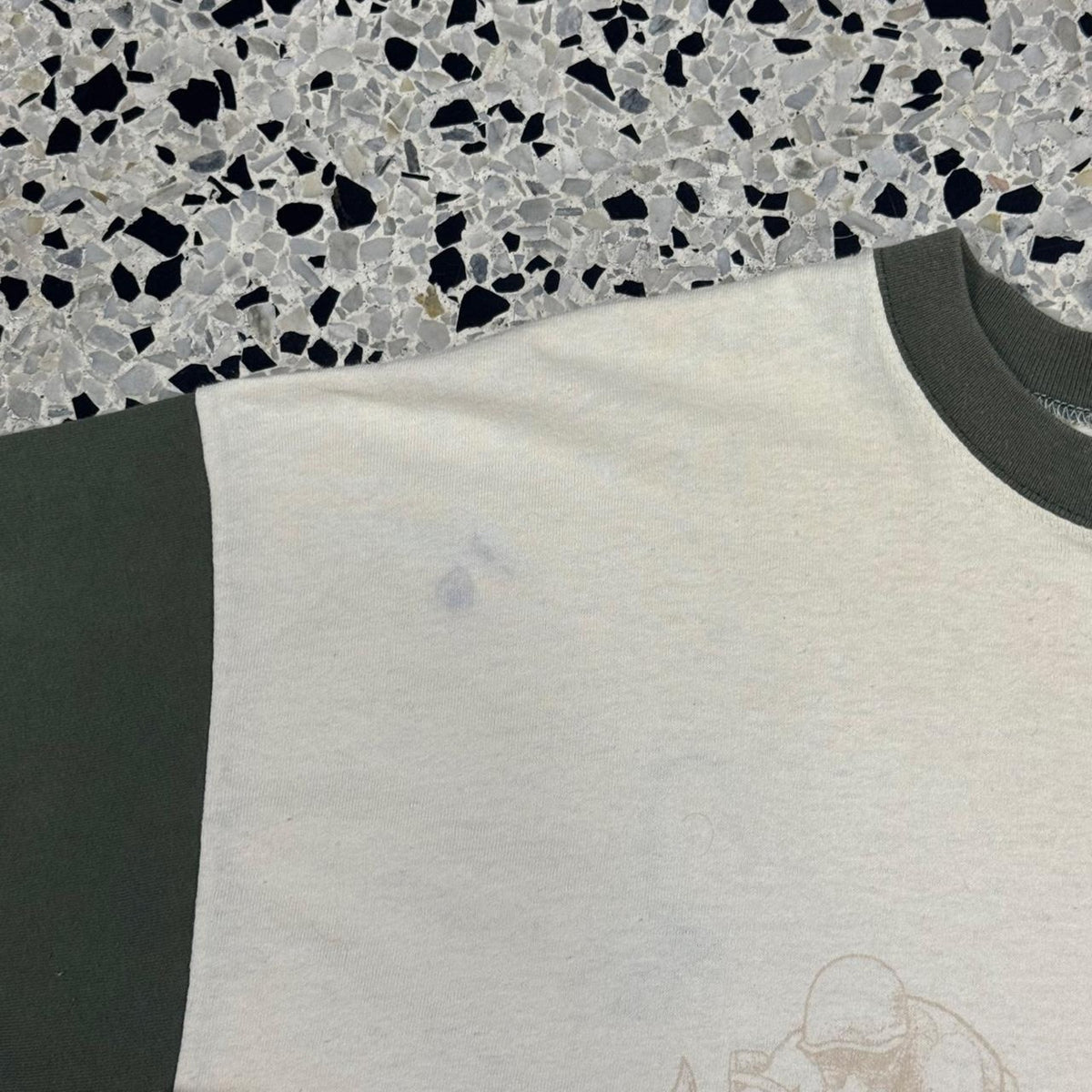 VINTAGE 80S 90S SINGLE STITCH  DOUBLE SIDED KENTUCKY DERBY HORSES TWO TONE TEE: