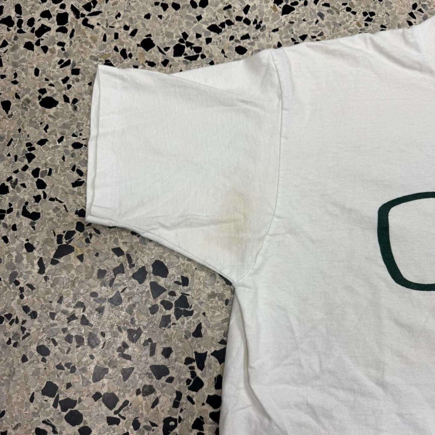 VINTAGE 90S SINGLE STITCH HARRY CARRAY’S HOLY COW RESTAURANT PROMO TEE: