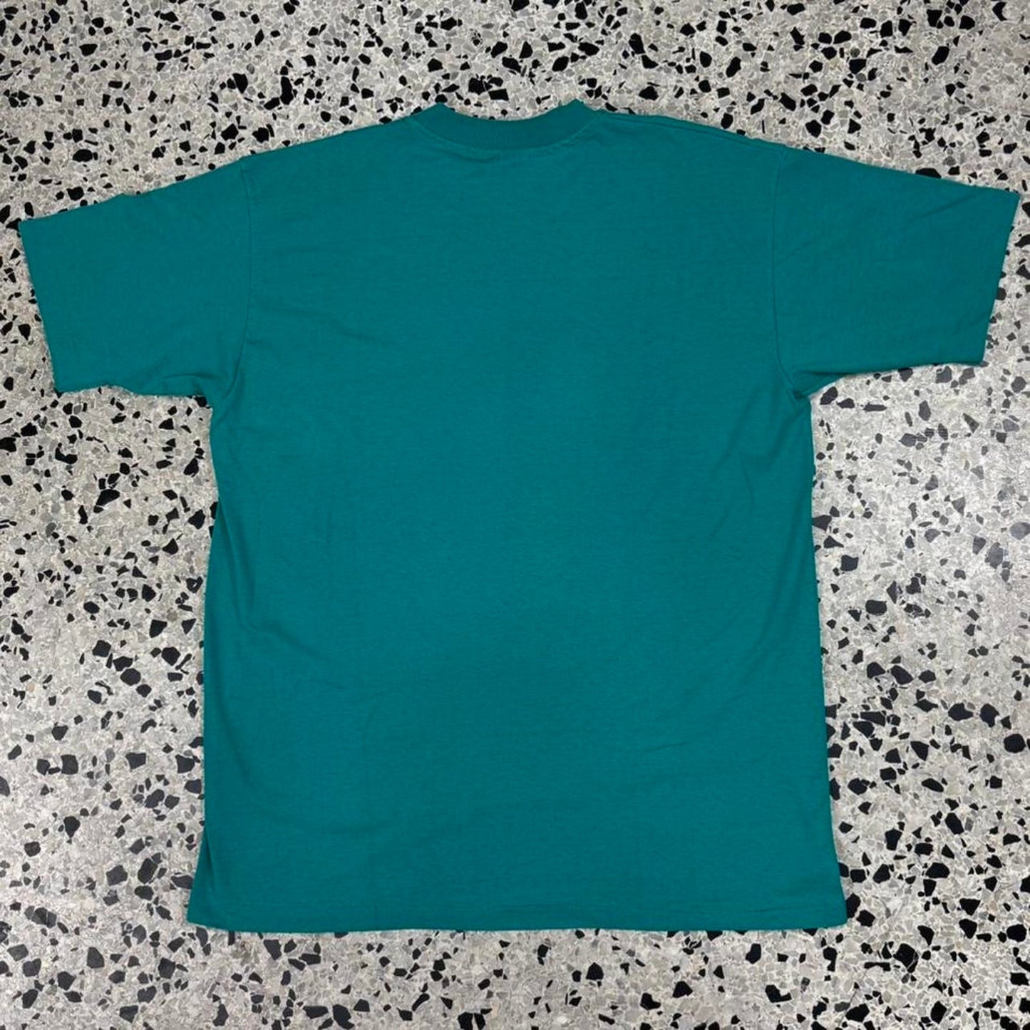 VINTAGE 90S SINGLE STITCH NEW ORLEANS MARDI GRAS TOURIST TEE: