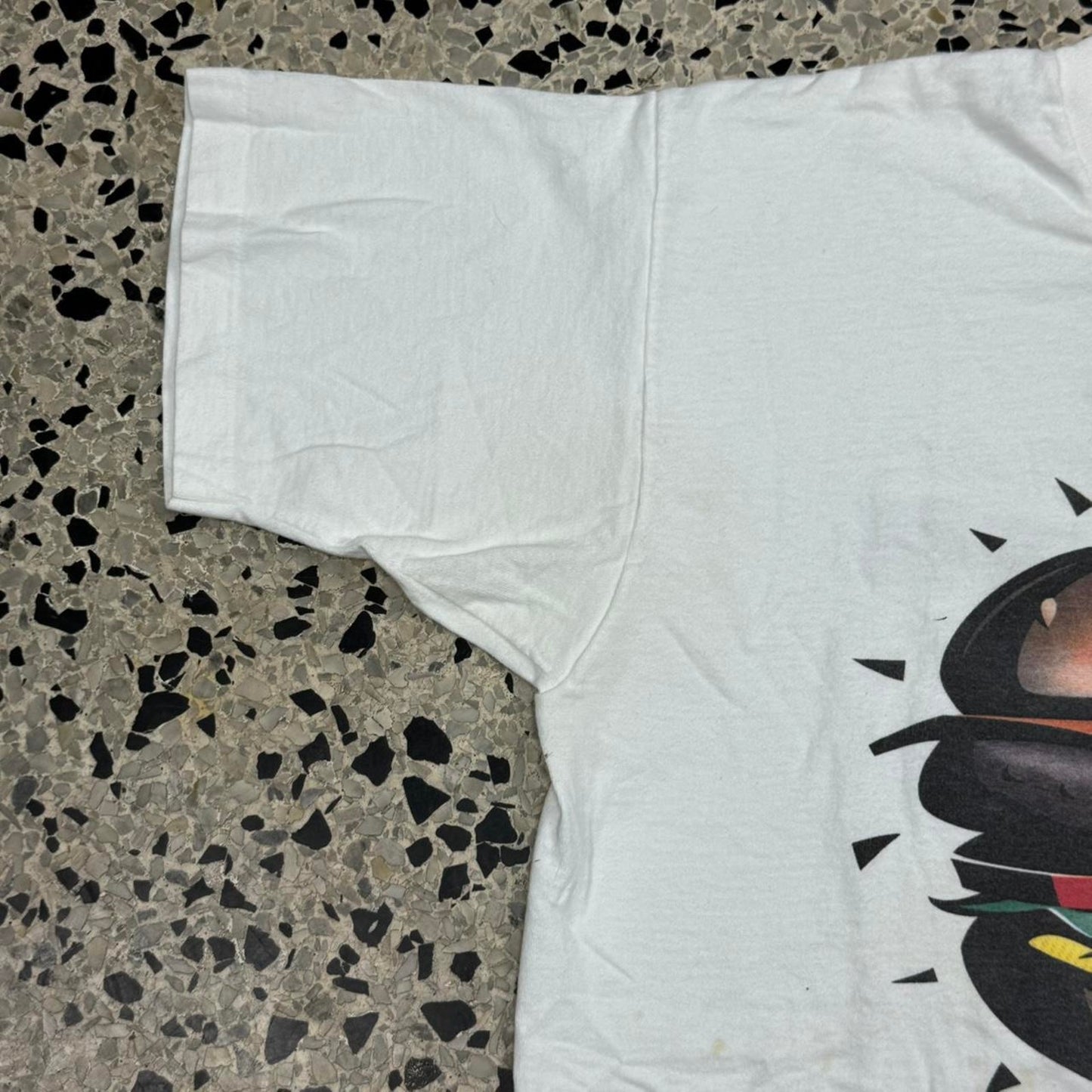 VINTAGE 90S SINGLE STITCH CHILI’S BIG MOUTH BURGER PROMO TEE: