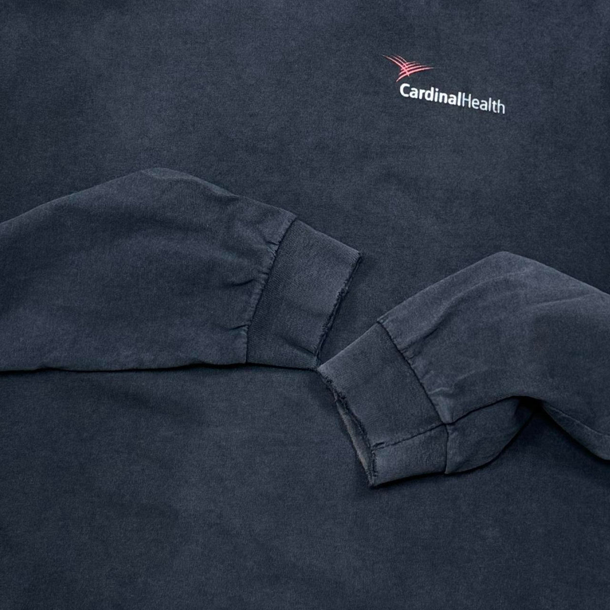 VINTAGE Y2K THRASHED CARDINAL HEALTH PROMO LONGSLEEVE TEE: