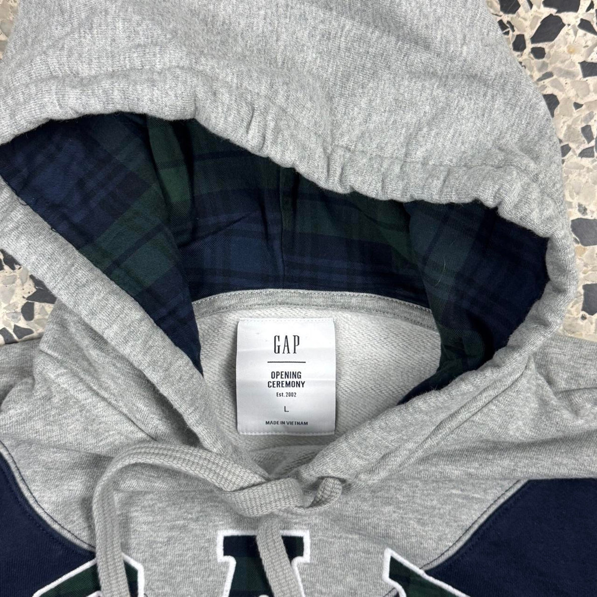 GAP X OPENING CEREMONY GRAY & NAVY COLORBLOCKED X PATTERN HOODIE: