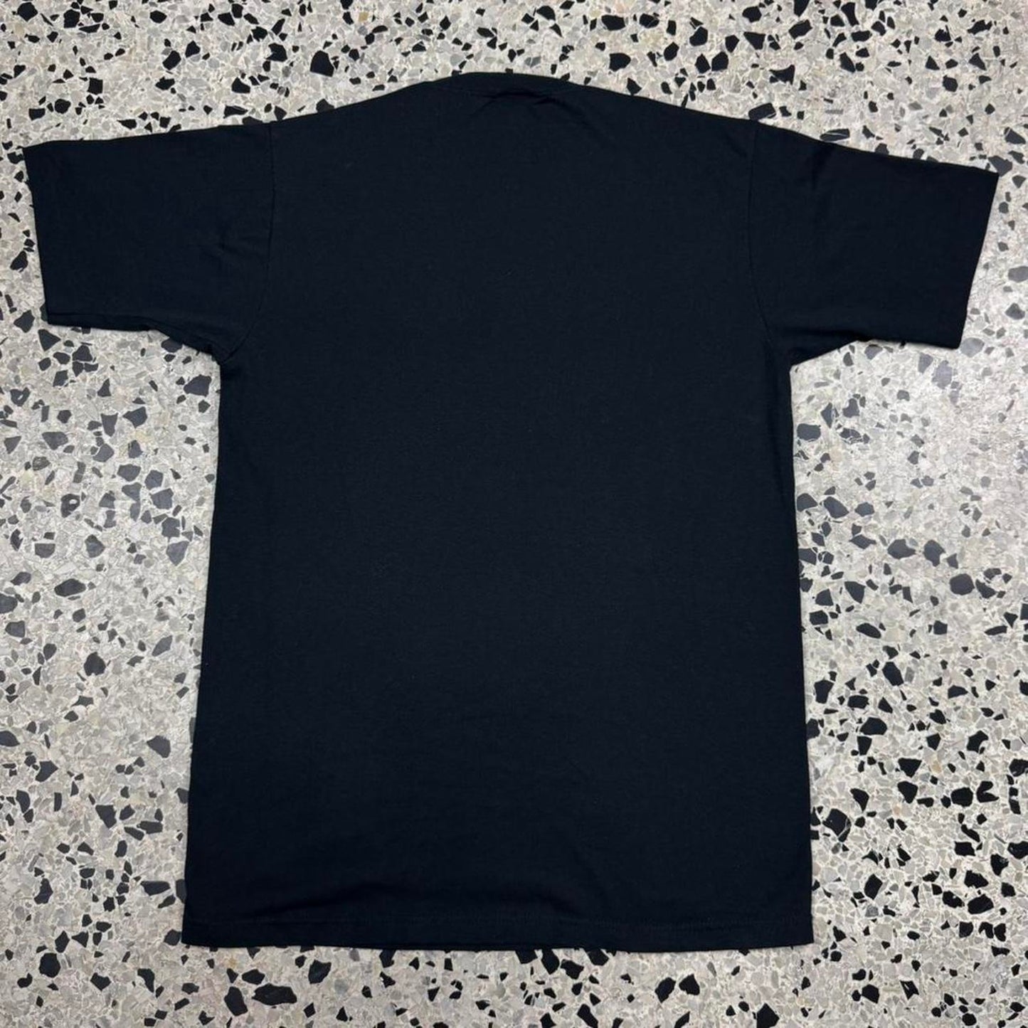 VINTAGE 90S SINGLE STITCH YIN YANG CHINESE DRAGON VS SIBERIAN TIGER TEE: