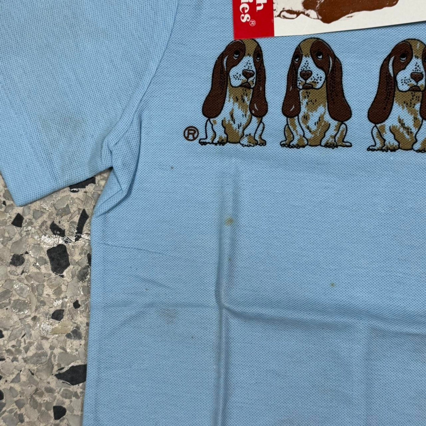 VINTAGE BNWT 90S Y2K HUSH PUPPIES BRAND PUPPY TEE: