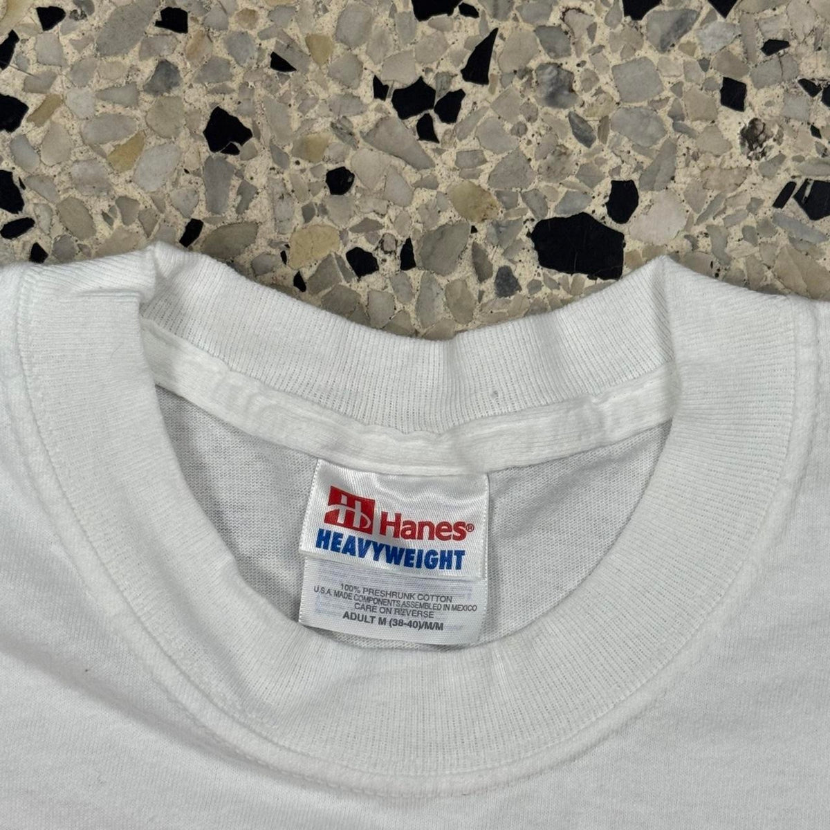 VINTAGE Y2K HOT STUFF CHILI PEPPER FUNNY COMEDY TEE:
