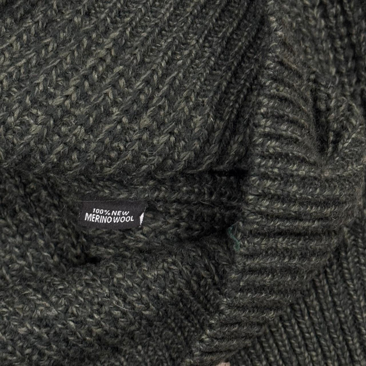 VINTAGE ORIGINAL ARAN CO. 100% NEW MERINO WOOL FOREST GREEN FISHERMAN'S RIBBED SWEATER: