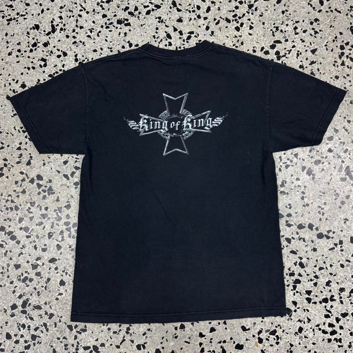 VINTAGE Y2K 2002 WWE TRIPLE H KING OF KINGS DOUBLE SIDED SKULL TEE: