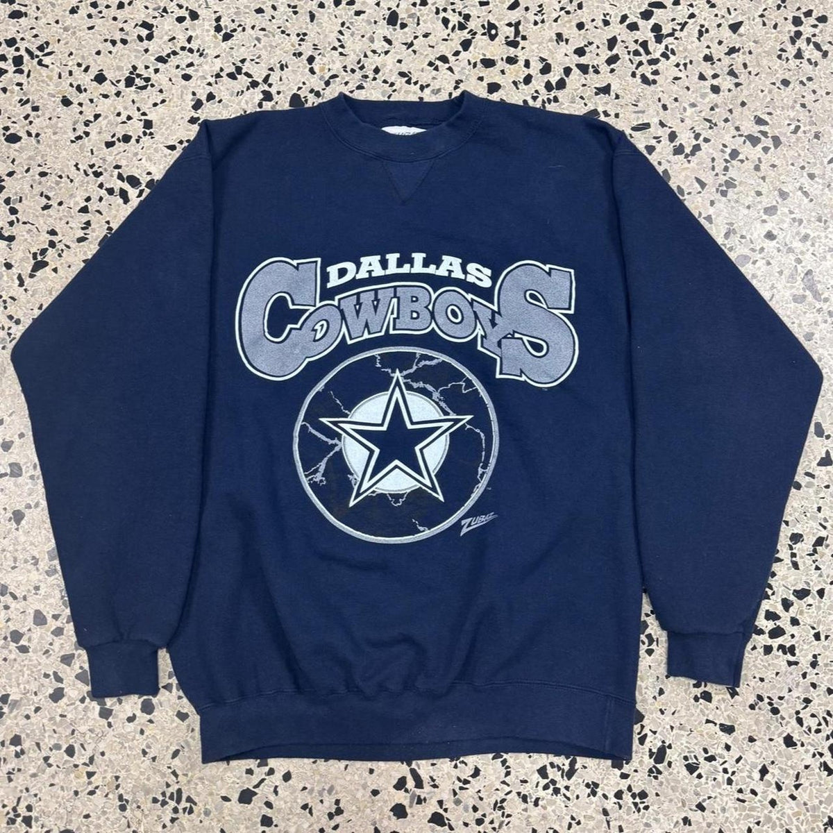 VINTAGE 90S ZUBAZ DALLAS COWBOYS CREWNECK SWEATSHIRT: