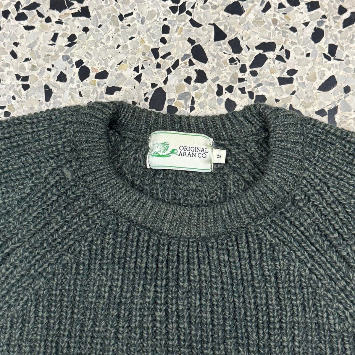 VINTAGE ORIGINAL ARAN CO. 100% NEW MERINO WOOL FOREST GREEN FISHERMAN'S RIBBED SWEATER: