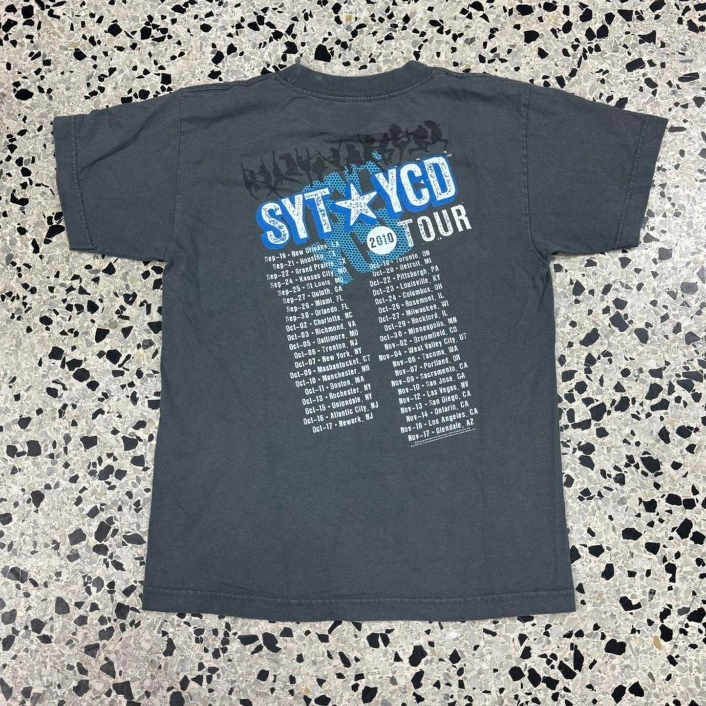 VINTAGE Y2K 2010 SO YOU THINK YOU CAN DANCE TOUR DOUBLE SIDED TEE: