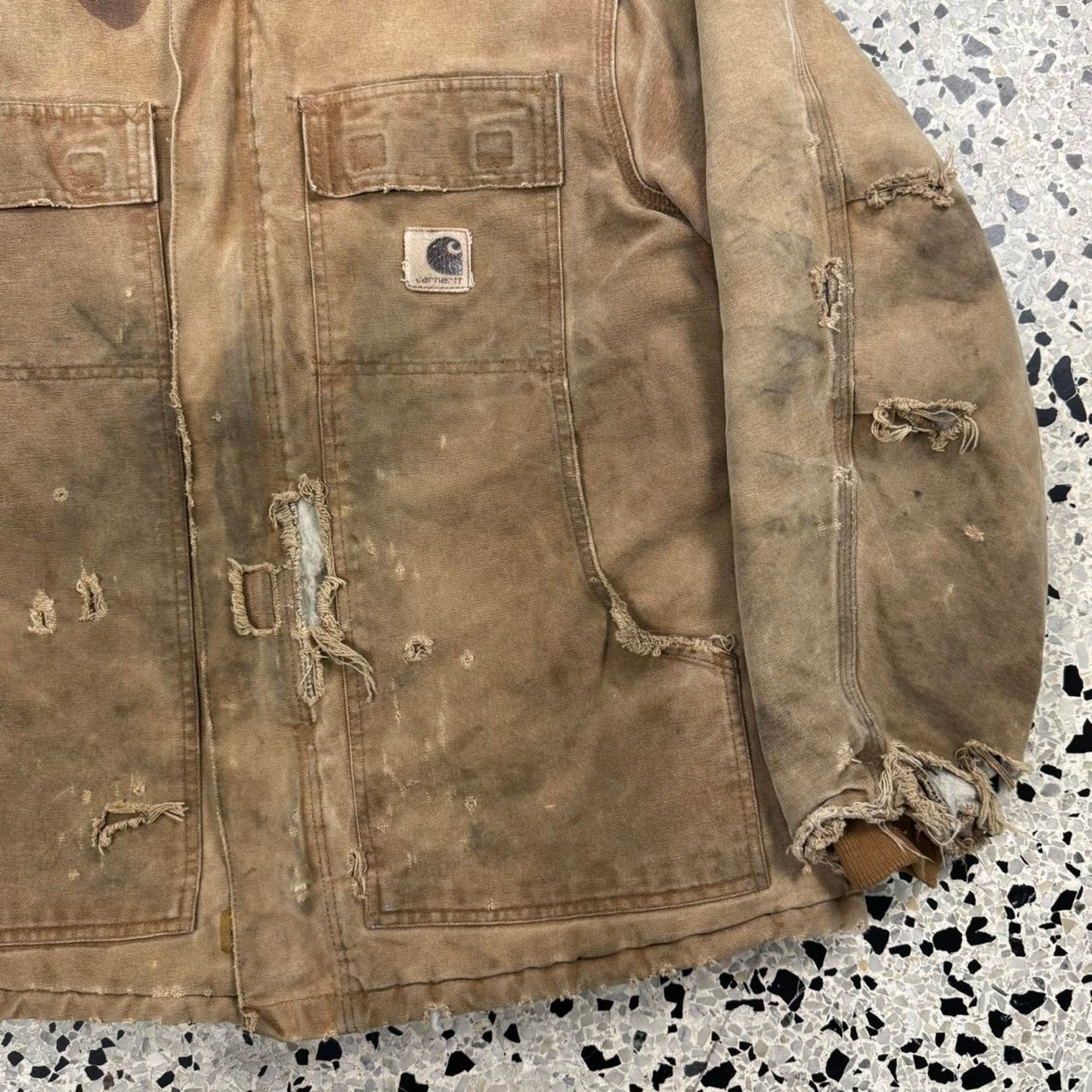 VINTAGE 90S Y2K THRASHED CARHARTT WORKWEAR JACKET: