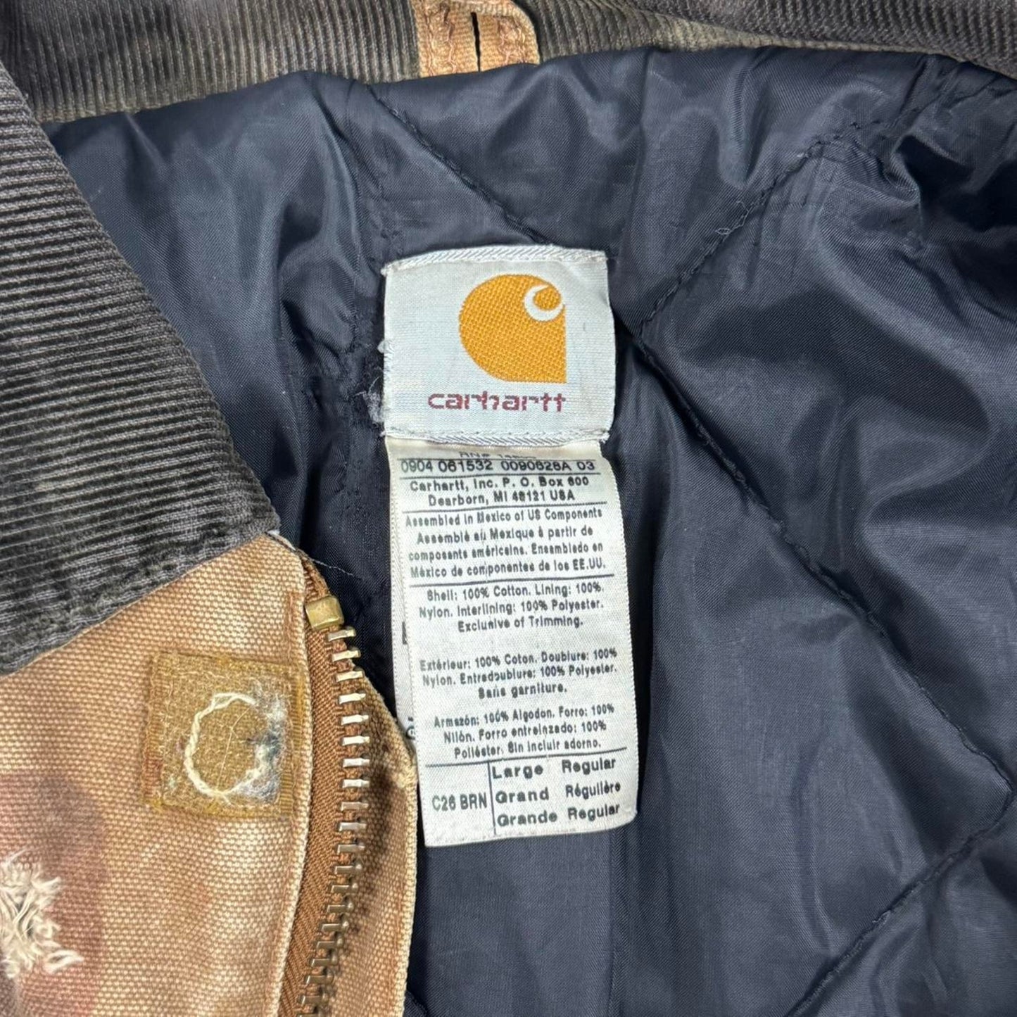 VINTAGE 90S Y2K THRASHED CARHARTT WORKWEAR JACKET: