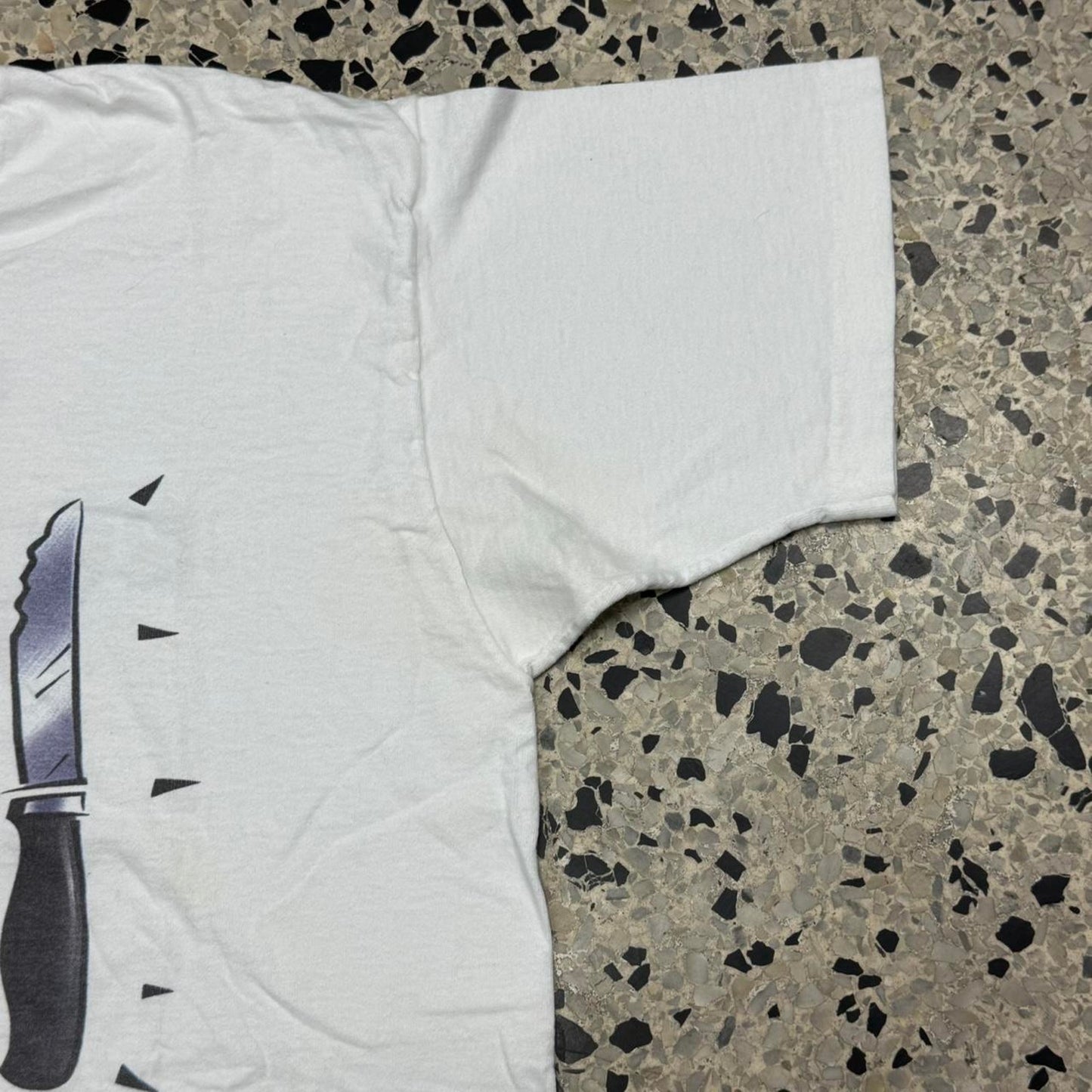 VINTAGE 90S SINGLE STITCH CHILI’S BIG MOUTH BURGER PROMO TEE: