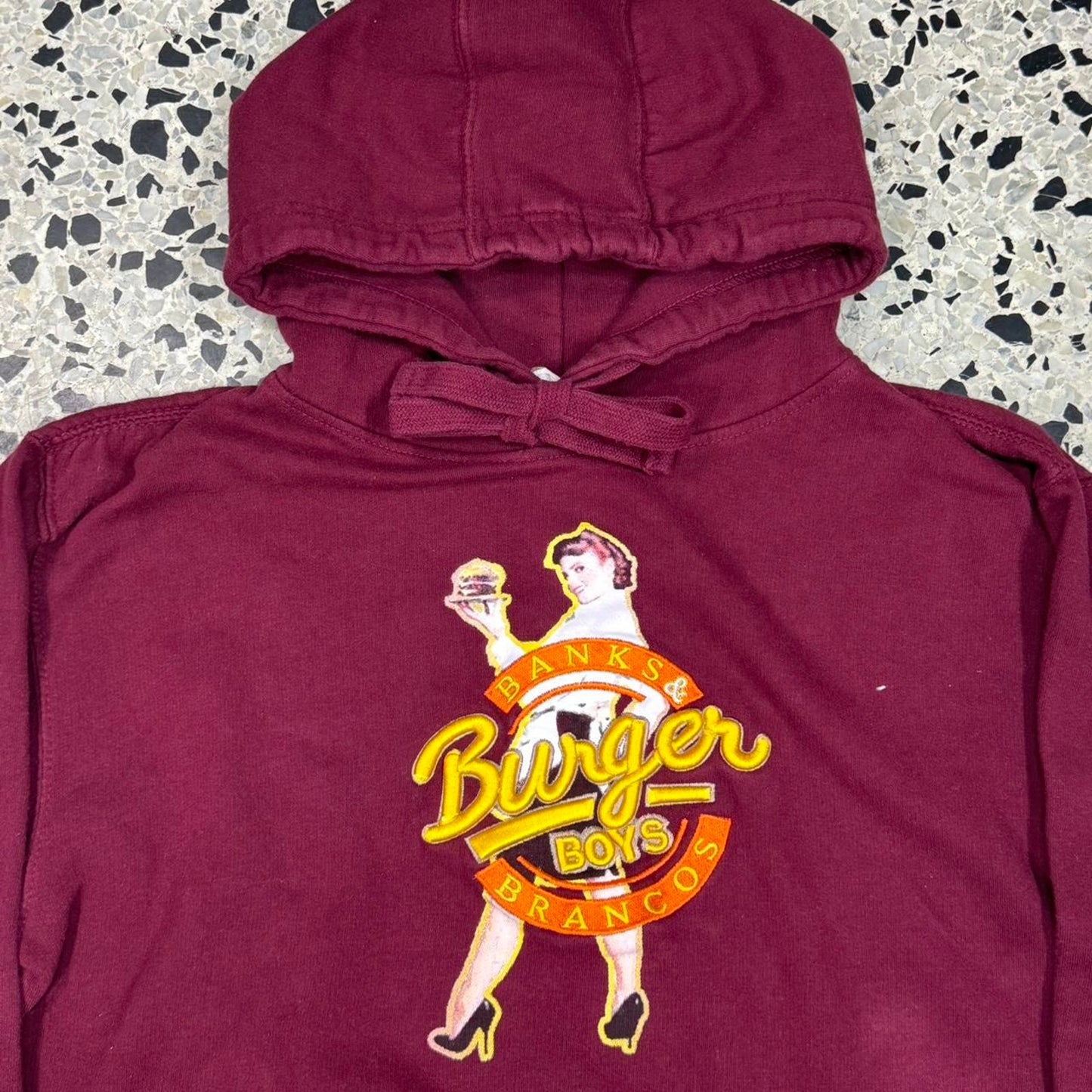 VINTAGE Y2K BANKS & BRANCOS BURGER BOYS PIN UP GIRL HOODIE: