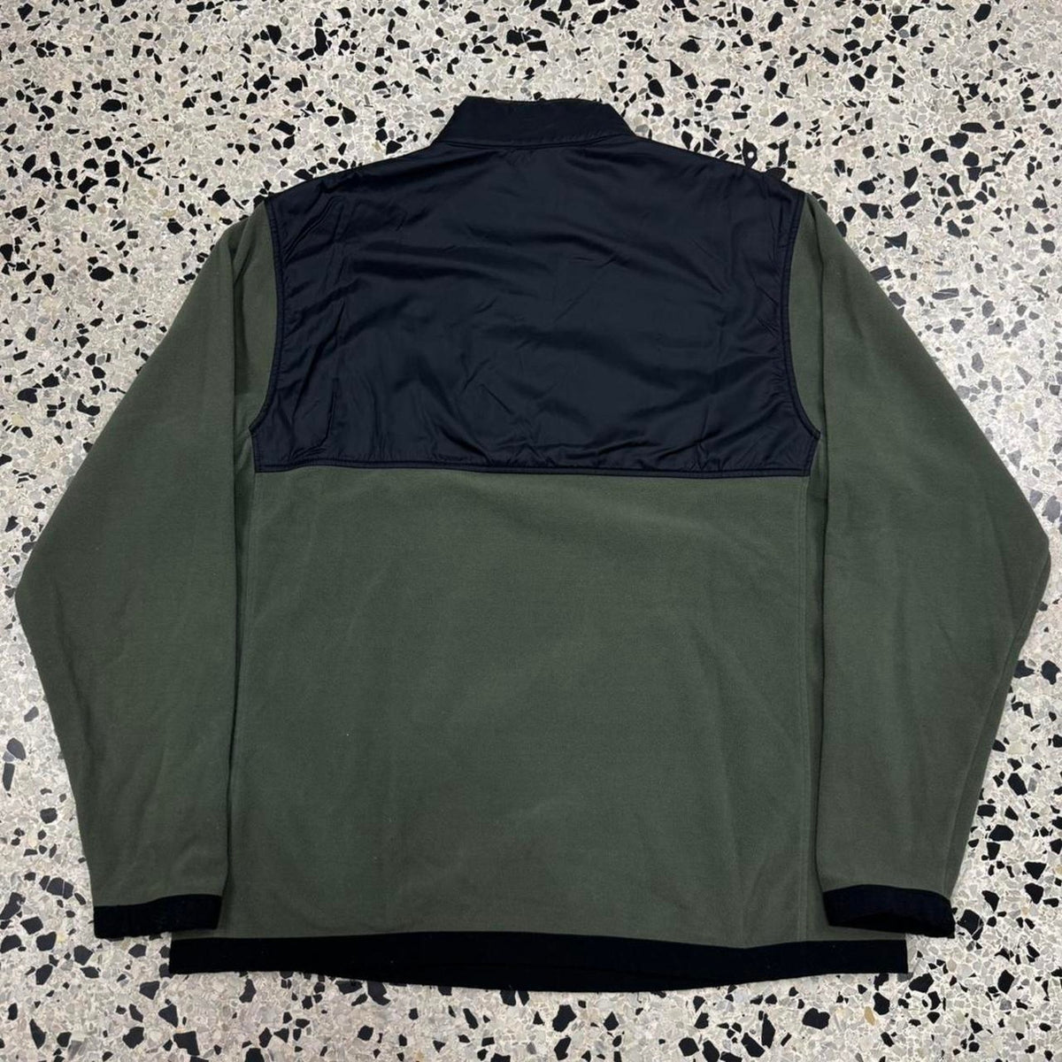 VINTAGE Y2K NIKE SILVER TAG OLIVE GREEN & BLACK QUARTER ZIP FLEECE SWEATSHIRT: