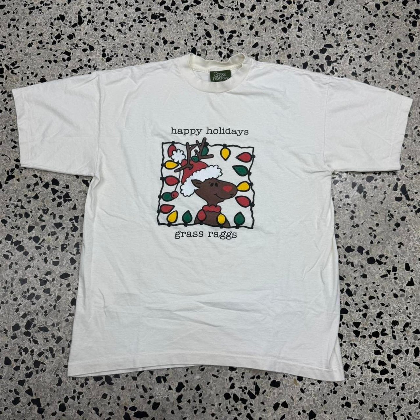 VINTAGE 90S SINGLE STITCH GRASS RAGGS HAPPY HOLIDAY RUDOLPH TEE:
