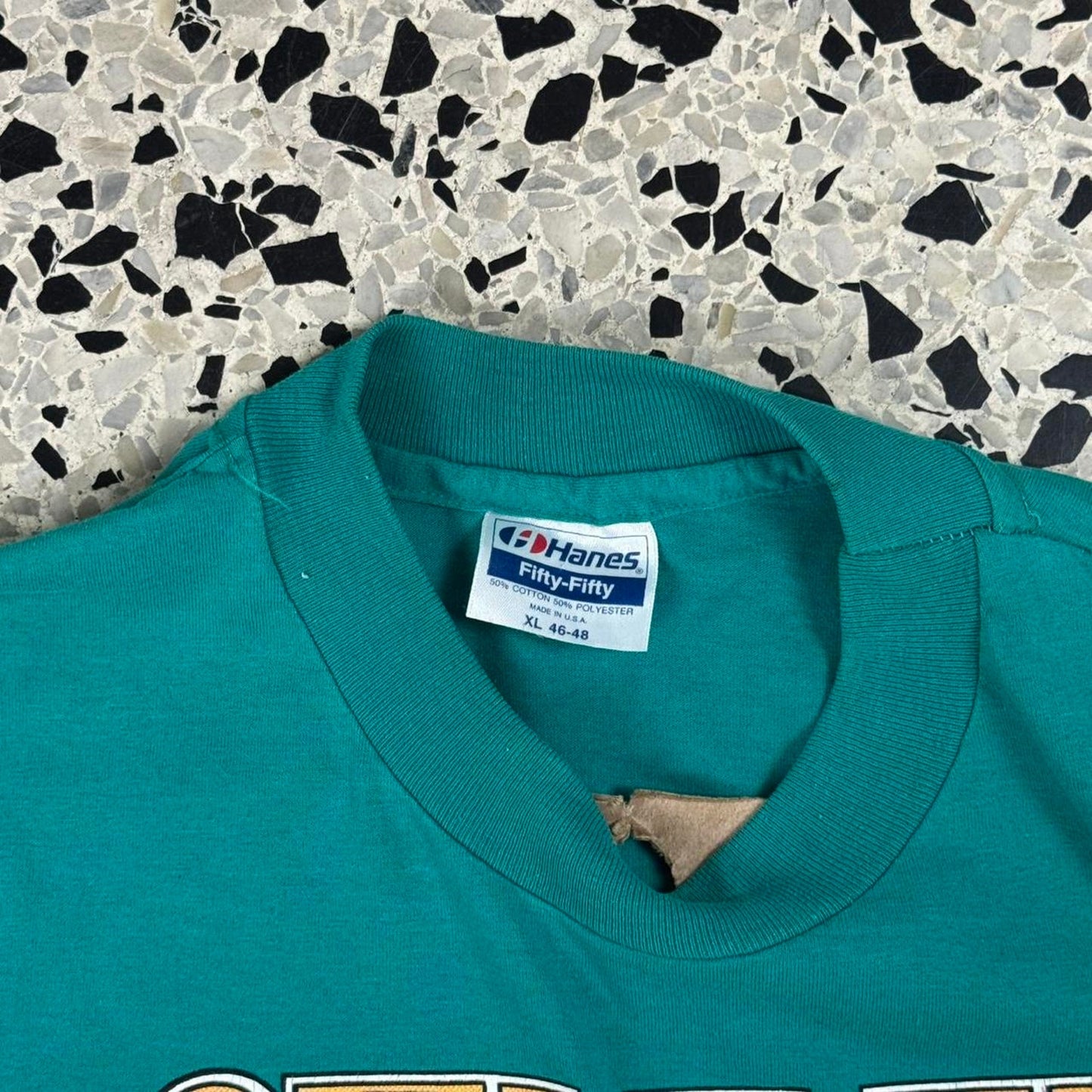 VINTAGE 90S SINGLE STITCH NEW ORLEANS MARDI GRAS TOURIST TEE: