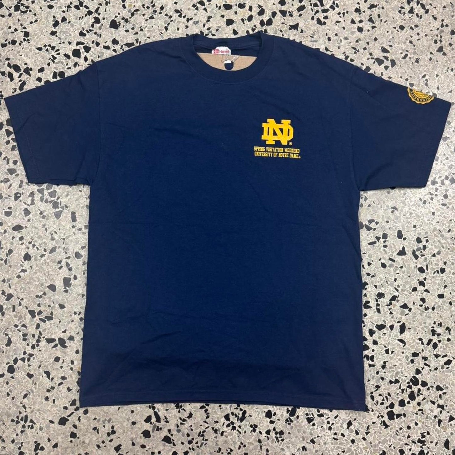 VINTAGE Y2K UNIVERSITY OF NOTRE DAME SPRING VISITATION WEEKEND TEE: