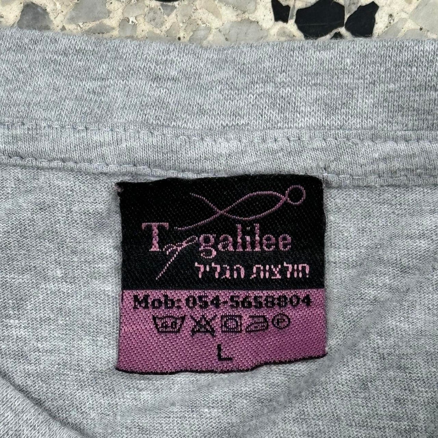 VINTAGE Y2K JERUSALEM CHURCH TEE: