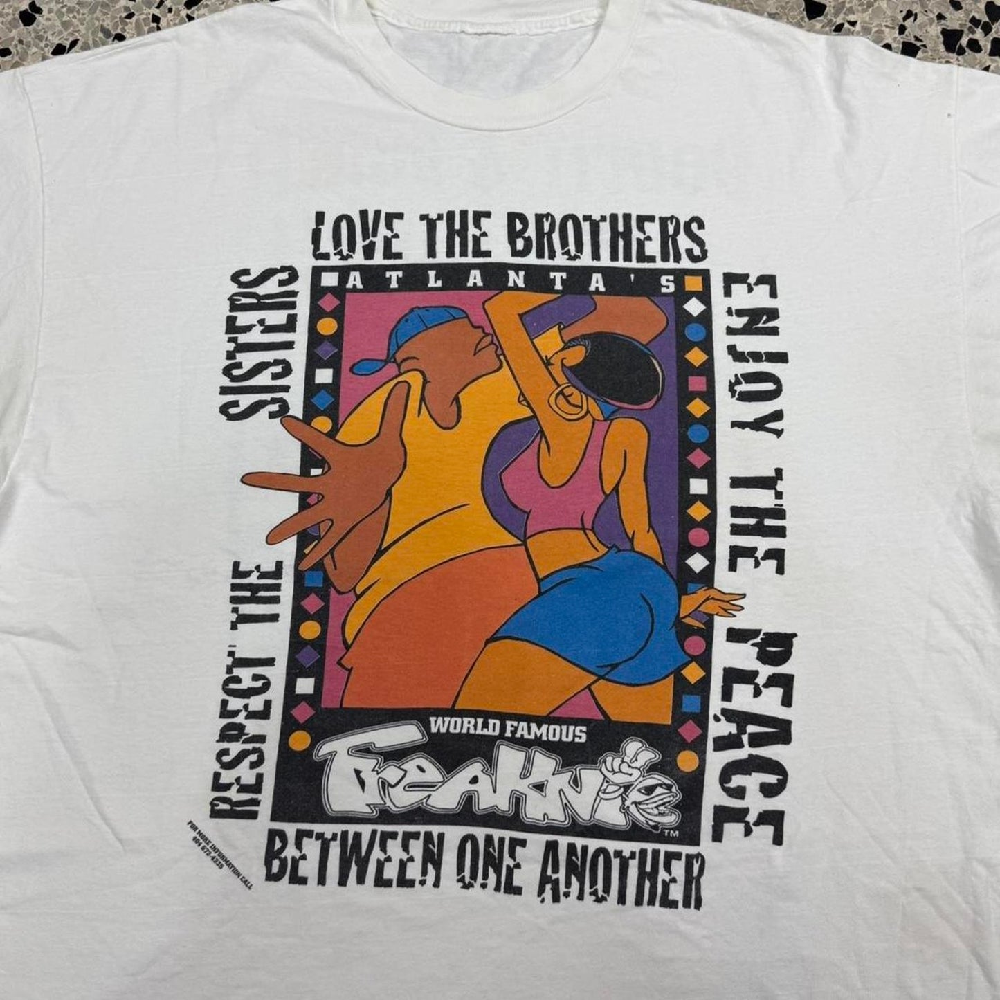 VINTAGE 90S 1996 SINGLE STITCH ATLANTA’S WORLD FAMOUS FREAKNIK TEE:
