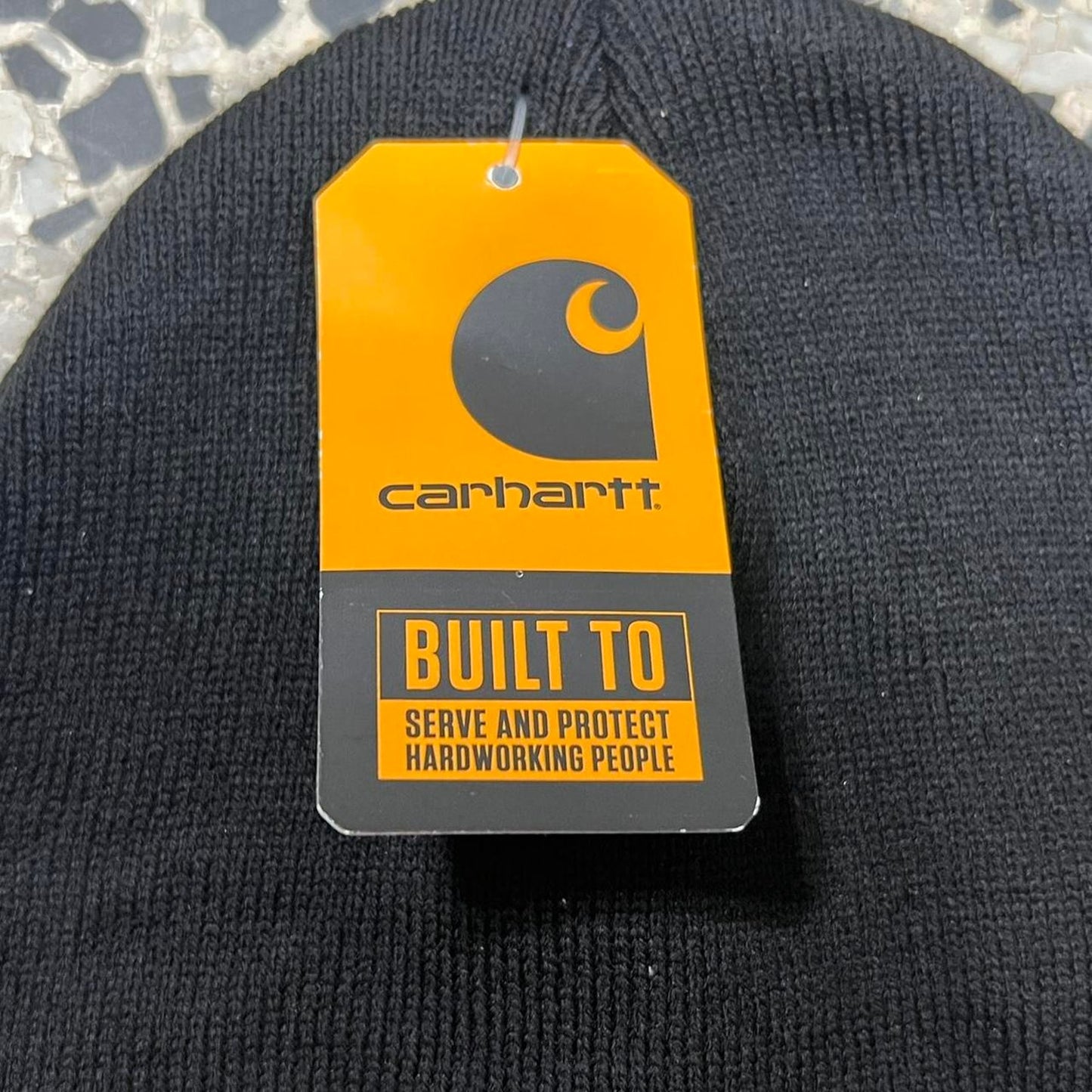 BNWT CARHARTT ESSENTIAL BLACK BEANIE: