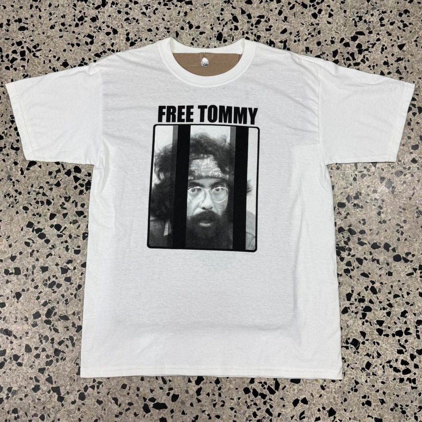 VINTAGE Y2K 2003 FREE TOMMY CHONG TEE: