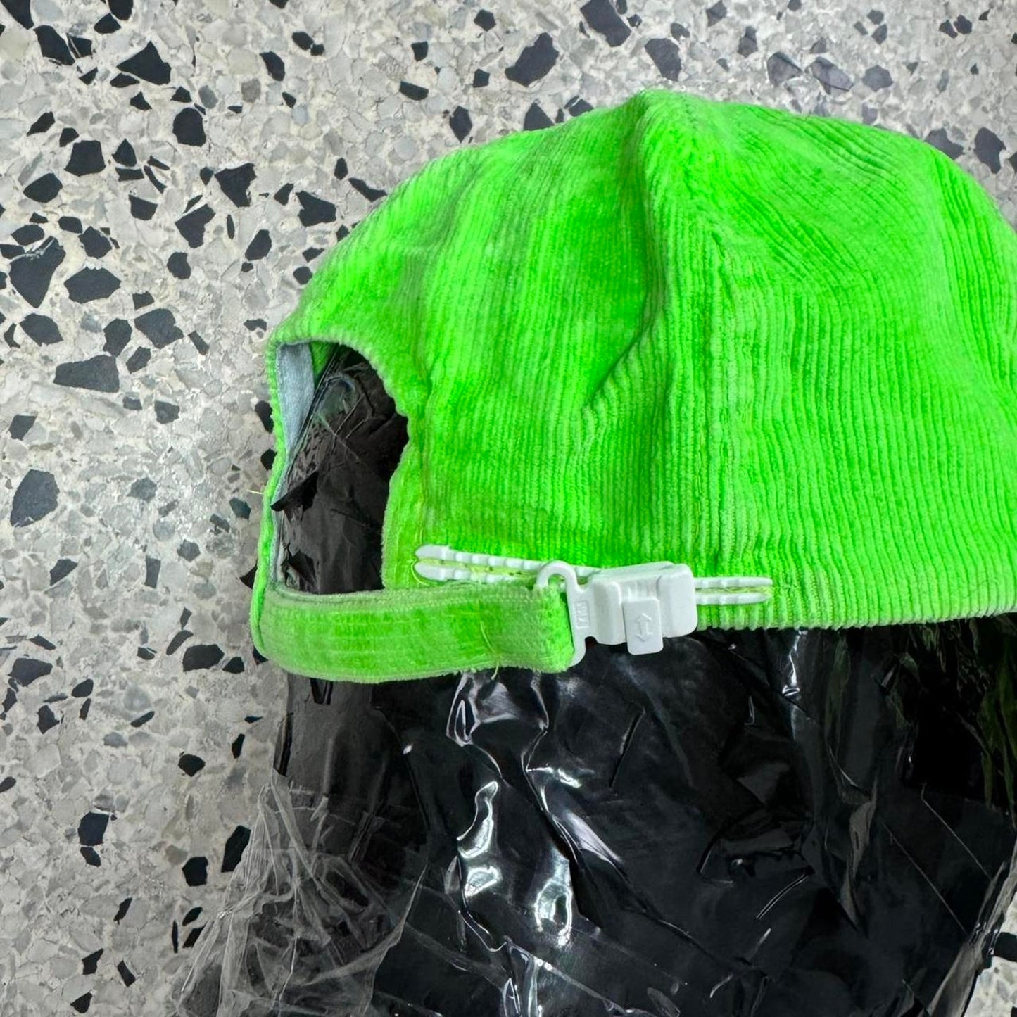 VINTAGE 90S HOT WILD THANG FLORIDA TOURIST CORDUROY LIME GREEN STRAPBACK HAT: